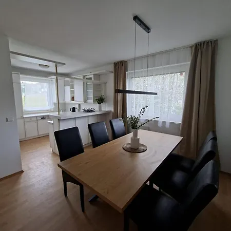 Landhaus Ernsthofen Lägenhet *
